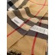 Burberry counter new   scarf shawl heavy to come. Counter inspection  burberry original single hall of fame royal newest models   counter in the sale of 16,000   manpower essential burberry single product. Each color is 