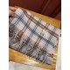 Burberry burberry counter grade classic cashmere plaid scarf! The true fragrance series must be recommended! Counter the latest quality, the current counter are replaced with pure handmade four corners sewing white label