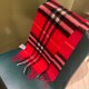 (children's model) burberry. counter classic model parent-child model! Baja 100 years classic small plaid! This price is a real bargain! Not those on the market zhajian brown imitation wool material! Quality feel first-c