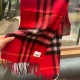 (children's model) burberry. counter classic model parent-child model! Baja 100 years classic small plaid! This price is a real bargain! Not those on the market zhajian brown imitation wool material! Quality feel first-c