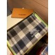 Burberry overseas counter the latest men's women's couple   lamb wool scarf ~ surprise on the shelves   domestic counters are not on the shelves, from the style to the fabric are awesome  , the classic striped pattern, r