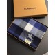 Burberry high quality imported cashmere scarf shocked on the shelves of the latest overseas counter men and women couples cashmere scarf domestic counter are not on the shelves from the style to the fabric is very good c