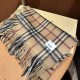 Price   Rage to push the volume of new models   Heavy recommended   Burberry official website of the latest models   100% top quality cashmere material   very warm   soft skin-friendly, not tie the neck   classic Burberr