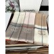 New Burberry   heavy recommended [double C logo]   too beautiful   hot N years of plaid, everyone likes   when the hipsters have several Ba family scarves in the closet,   a change of scarf is enough to give you a refres