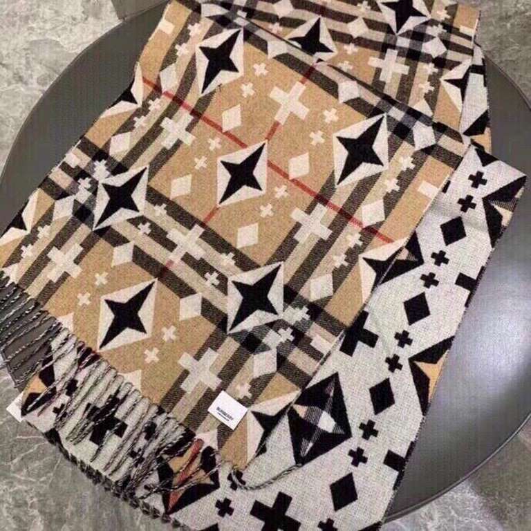 Burberry - Burberry new product Geometric cashmere jacquard scarf, the quality of the hand feel is too good to be true!   high cutting-edge product   absolutely screaming quality   top design models of fashionable big br