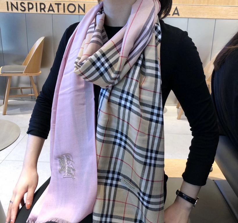 Recommended   Original   Counter New Synchronized New  BURBERRY-ENGLAND Explosive imported pure cashmere plaid scarfshawl  Perfectly combines the female sexiness and playfulness.The exclusive physical shooting of   High-