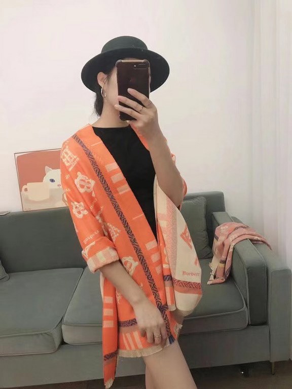 Own factory, the advantage of receiving orders 】 new Burberry scarf, European goods advanced customization, the effect on the body is very awesome Oh, size 180  65 about, grams 330g