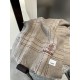 New    Burberry series of goods exclusively for vip products  top Scottish imported wool texture weaving makes the scarf endowed with elasticity and soft and skin-friendly    Unparalleled noble elegance Intellectual styl