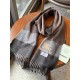 Burberry latest men's two-color pure cashmere scarf   our men's scarf and buy and cherish ~~~ men's models are really few and far between, only a few models a year, are export orders so it is more difficult to meet. Men'