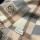 Loewe [Men's and Women's Scarves] Rage to keep for yourself, a rare high-end men's style! Family benefits! Burberry very positive men's scarf ~ fabric big love, very soft and delicate comfortable, light water ripple! Atm