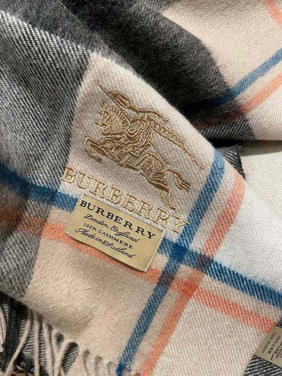 Price Burberry new men's and women's same shawl  cashmere classic plaid   scarf   high cutting-edge product  , classic logo embroidery, fashion big brand's top design models   get your hands on it and you'll understand t