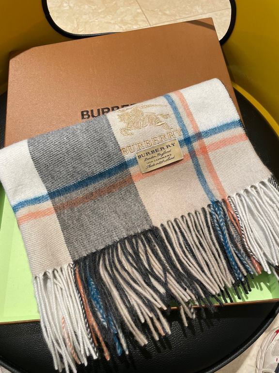 Price Burberry new men's and women's same shawl  cashmere classic plaid   scarf   high cutting-edge product  , classic logo embroidery, fashion big brand's top design models   get your hands on it and you'll understand t