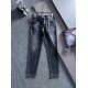 . Hermes Replacement order arrives New pop-up jeans Stretch fabric Patch embroidery process Quite comfortable on the body Washed color is super pretty 29-36.