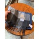 Burberry latest men's two-color pure cashmere scarf   our men's scarf and buy and cherish ~~~ men's models are really few and far between, only a few models a year, are export orders so it is more difficult to meet. Men'