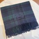 Burberry collection models double-sided scarf   this is called the real family benefits  B home this cashmere shawl fabric is very satisfied ~ feel really good to no   chilly winter stick neck around really comfortable s