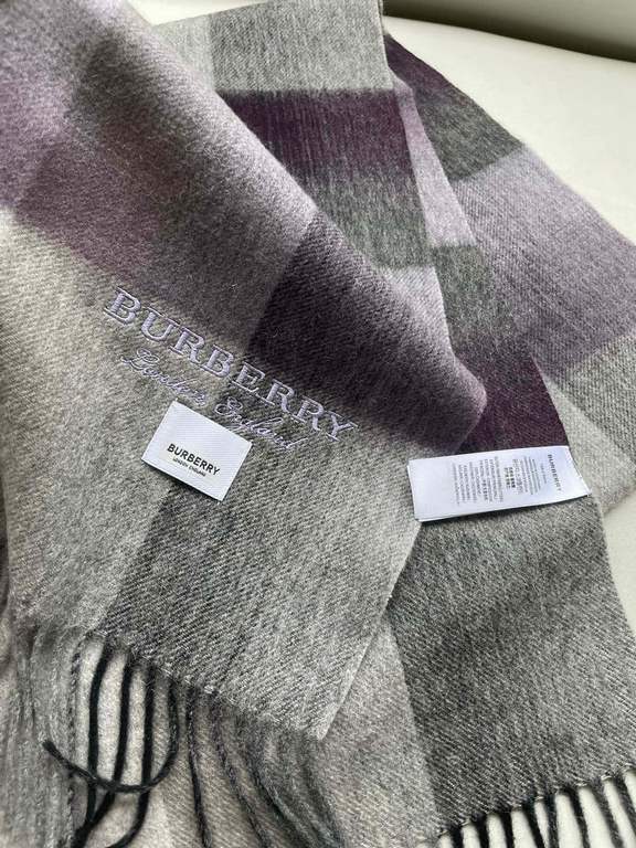 Burberry High-quality imported cashmere letters logo embroidered scarf surprise shelves Overseas counter latest men and women couples cashmere scarf domestic counter are not on the shelves from the style to the fabric ar