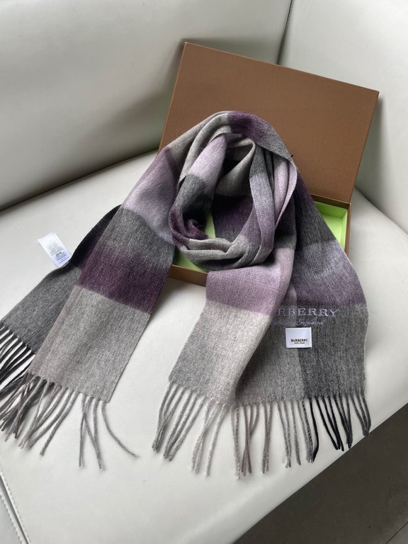 Burberry High-quality imported cashmere letters logo embroidered scarf surprise shelves Overseas counter latest men and women couples cashmere scarf domestic counter are not on the shelves from the style to the fabric ar