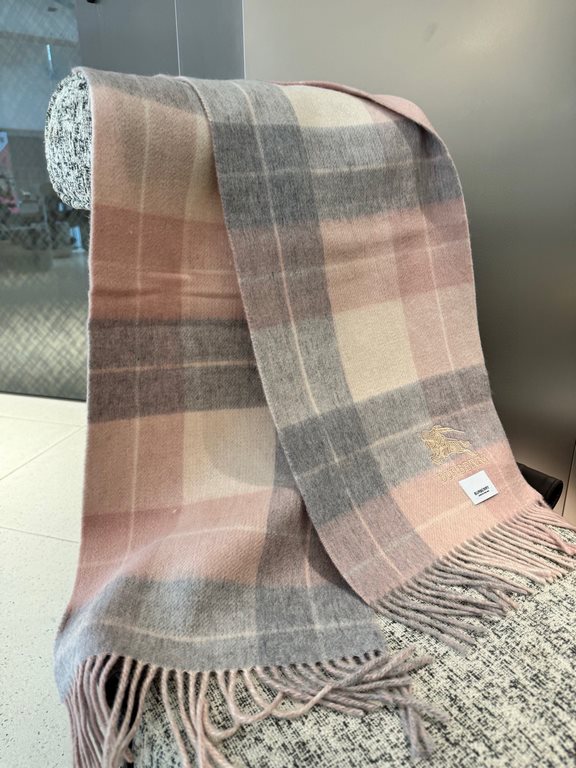 PriceBurberry 2023 Paris fashion show business men women universal double-sided cashmere shawl   OEM factory to select the best ultra-fine cashmere fibers for hand combing process time-consuming and labor-intensive, and 