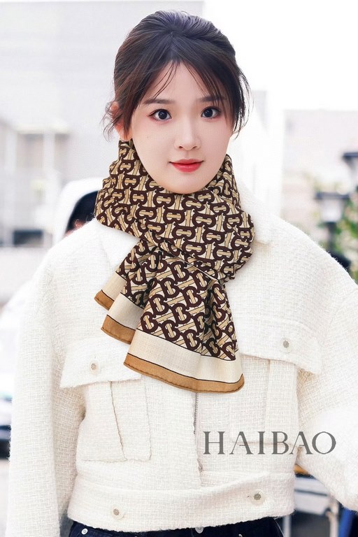 New         Burberry [B letter long scarf] both sides of the same color printing   grab  VIP recommended     start must be fast [high end big love    woman special goods goods very few four seasons can be used   truly be