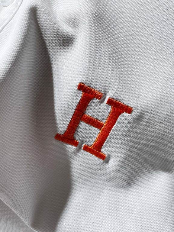 Hermes 2023 summer new T-shirt lapel short-sleeved polo shirt, counter customized fabric Breathable and comfortable, impeccable details, brand elements of the design concept, reflecting high quality. Hand feel delicate a