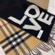 Burberry - Burberry's latest models of reversible scarves   one side of the plain LOVE, one side of the classic plaid   very stylish design! 180  30cm, is a charming embodiment of elegant art! Scarf style men and women u