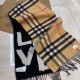 Burberry - Burberry's latest models of reversible scarves   one side of the plain LOVE, one side of the classic plaid   very stylish design! 180  30cm, is a charming embodiment of elegant art! Scarf style men and women u