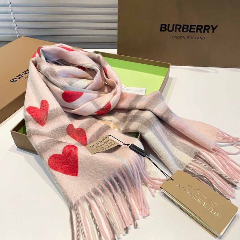 Explosive models to attack   Burberry couple explosion models, super cute classic peach heart   cashmere scarf another century redesign style classic fashion combination super colorful style feel very good specifications