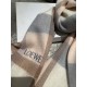 Loewe [Men's and Women's Scarves] Rage to keep for yourself, a rare high-end men's style! Family benefits! Burberry very positive men's scarf ~ fabric big love, very soft and delicate comfortable, light water ripple! Atm