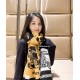 The latest Burberry   cattle full of TB series of limited models   double-sided jacquard scarf small shawl, men and women with the same models, low-key and not flashy, the real high-end boutique   production from the Sco