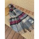 Price  Barberry plaid latest models   100% top pole lambswool material   very warm   soft and skin-friendly, not tied neck   classic Barberry plaid design   unisex couples models     size 32192cm   unisex models Men and 