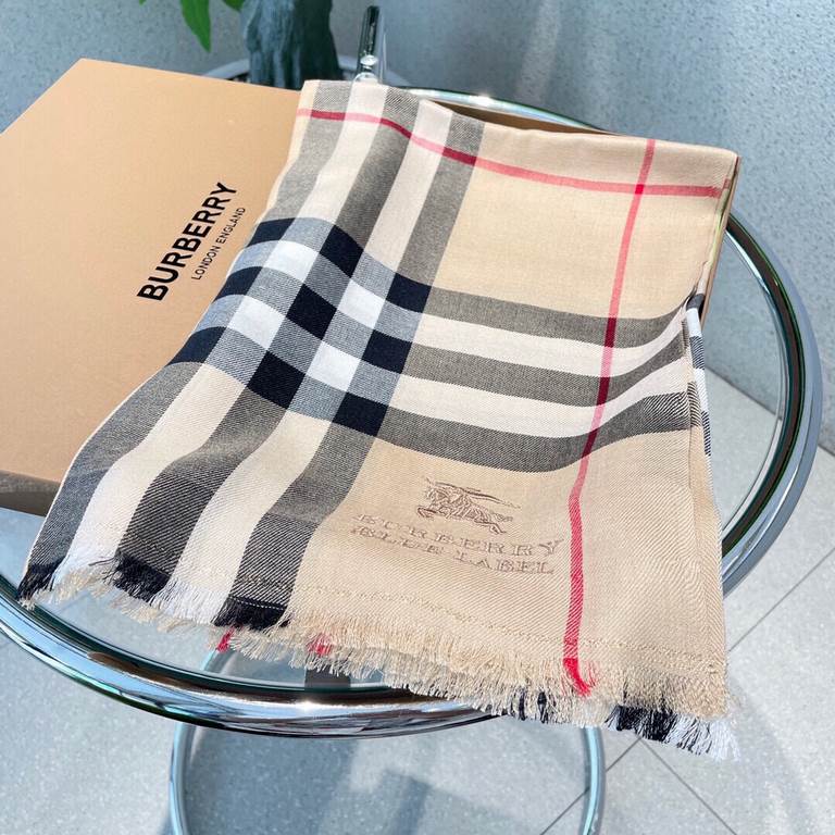 burberry classic cashmere plaid scarf  counter the latest phase, the current counter are replaced with a new label   classic in the classic. Full phase  what other F goods are weak, super-heavy water ripples, real materi