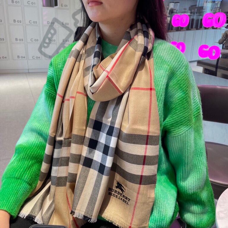 burberry classic cashmere plaid scarf  counter the latest phase, the current counter are replaced with a new label   classic in the classic. Full phase  what other F goods are weak, super-heavy water ripples, real materi