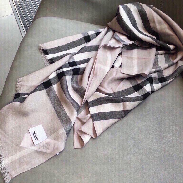 Burberry genuine series goods exclusively for flagship store vip      top Scotland imported cashmere   incomparable noble elegance intellectual style   simple atmospheric design   absolute Not fancy style Ring velvet pro