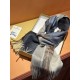 Price   heavy recommended   Burberry New - couple models cashmere scarf   perfect selection of superior cashmere fibers, time-consuming and labor-intensive, and then soaked in clear spring water polyester, so that cashme