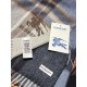 Price   heavy recommended   Burberry New - couple models cashmere scarf   perfect selection of superior cashmere fibers, time-consuming and labor-intensive, and then soaked in clear spring water polyester, so that cashme