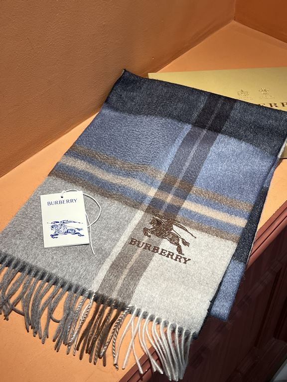 Price   heavy recommended   Burberry New - couple models cashmere scarf   perfect selection of superior cashmere fibers, time-consuming and labor-intensive, and then soaked in clear spring water polyester, so that cashme