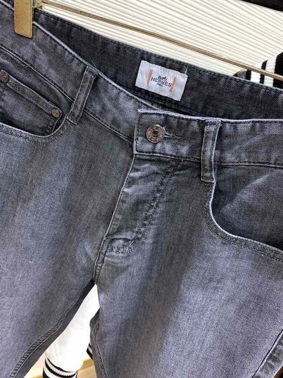 Hermès Hermès, 23s spring newest product jeans, counter synchronization is available, the original single goods, using imported original fabrics, excellent comfort, exquisite embroidery craft pattern logo, original hardw