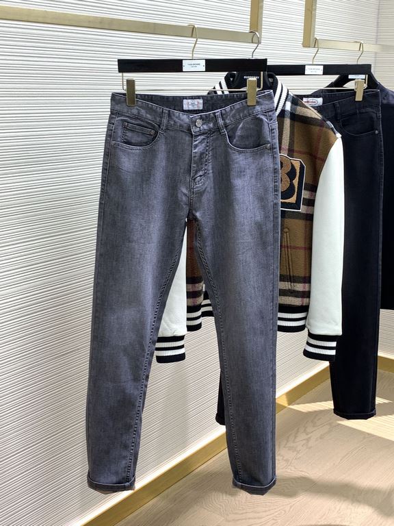 Hermès Hermès, 23s spring newest product jeans, counter synchronization is available, the original single goods, using imported original fabrics, excellent comfort, exquisite embroidery craft pattern logo, original hardw