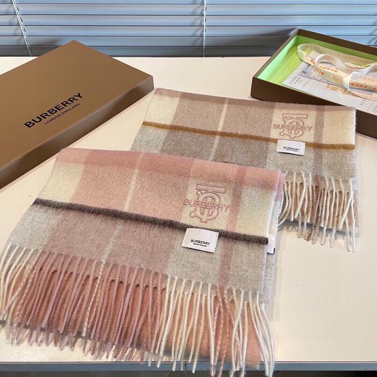 B home. [Men's and Women's Scarves] Rage to keep for yourself, a rare high-end men's model! Family benefits! Burberry very positive men's scarf ~ fabric love, very soft and delicate comfortable, light water ripple! Atmos