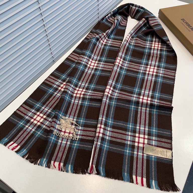 Explosive models on the new     Babouli exclusive cattle goods   High-end quality   This boutique is on the market and its rare, cashmere striped plaid scarf, really ultra-pole high-end goods   Only this big brand will h