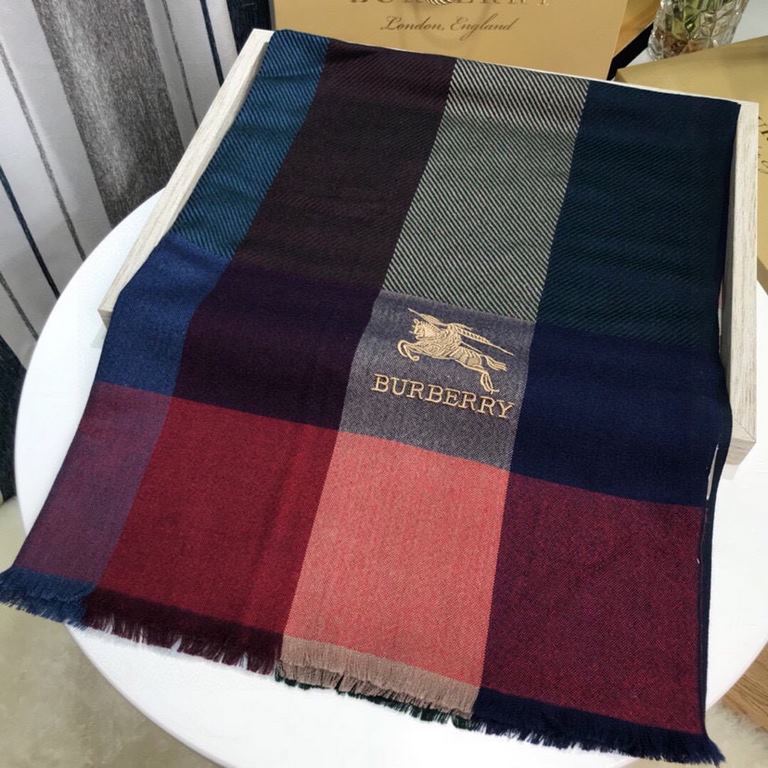 Explosive models arrived [Sulk]   high cutting-edge   [Ba Ba Baoli direct supply Dubai export goods  ]    Ba Baoli new  classic plaid, feel superb, fabric top cashmere high cutting-edge product, non-market general qualit