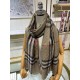 Price. bling bling Burberry [B letter plaid long scarf], this is the hard goods, hall of fame royal recommendation! Highly photographed single product, the top cashmere latest export, material and so on, no longer repeat