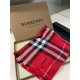 Heavyweight recommended   [top foreign single]   fire N years of the classic grid, when the trend of people have several Burberry scarves in the closet, a small scarf its role can not be underestimated, it is absolutely 