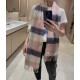 Burberry High-quality imported cashmere scarf shocked on the shelves of the latest overseas counter men and women couples cashmere scarf [Dag War Horse] domestic counters have not been on the shelves from the style to th