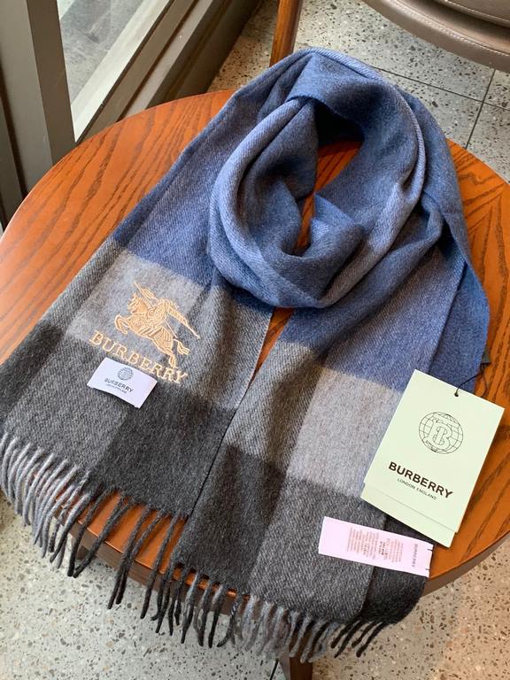 Price Burberry latest men's two-color pure cashmere scarf   our men's scarf and buy and cherish ~~~ men's models are really very few, only a few models a year, are export orders so it is more difficult to meet. Men's stu