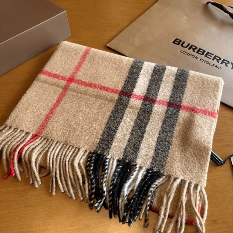 bur counter main bling bling christmas series  burberry export orders from the United Kingdom, the designated domestic first-class most advanced oem, filigree cashmere blended scarf general factory technology can not rea