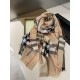 Heavyweight recommended   [top foreign single]   fire N years of the classic grid, when the trend of people have several Burberry scarves in the closet, a small scarf its role can not be underestimated, it is absolutely 