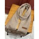 Burberry Couple's Double Sided Cashmere Scarf! Made of fine cashmere from the Mongolian plateau! The feel of the hand is full of fine fluff! The price is 100% affordable! The exquisite embroidery craft! Gift to keep thei