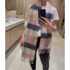 Burberry High-quality imported cashmere scarf shocked on the shelves of the latest overseas counter men and women couples cashmere scarf [Dag War Horse] domestic counters have not been on the shelves from the style to th