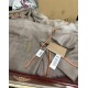 Burberry   heavy recommended   too beautiful  , everyone likes   when the hipsters have several Ba family scarves in the closet,   change a scarf is enough to make you have a new look and feel. High-end quality, differen